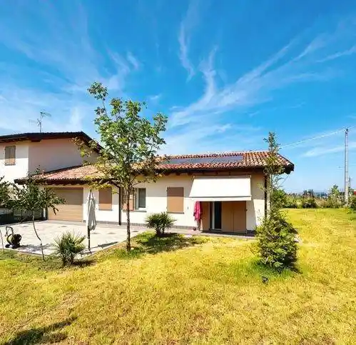 Villetta a schiera in vendita a Vignola