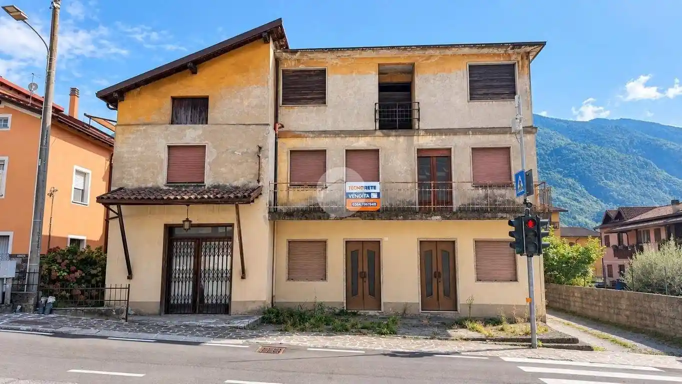 Casa indipendente in vendita a Berzo Inferiore