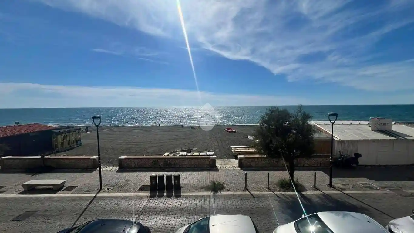 Appartamento in vendita a Ladispoli