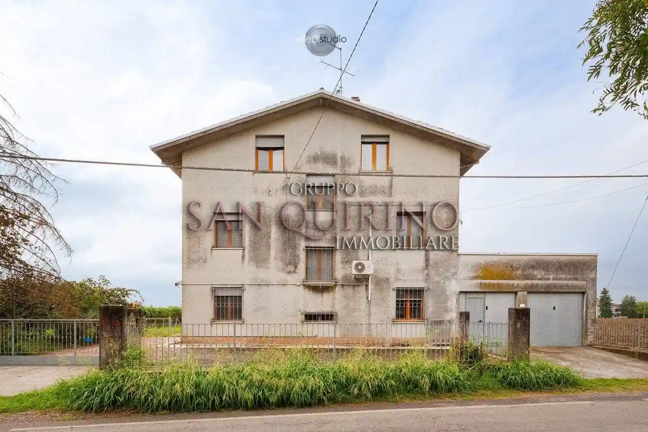 Casa indipendente in vendita a Campagnola Emilia