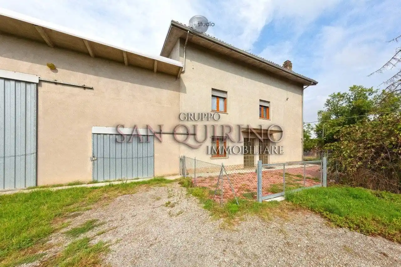 Casa indipendente in vendita a Campagnola Emilia