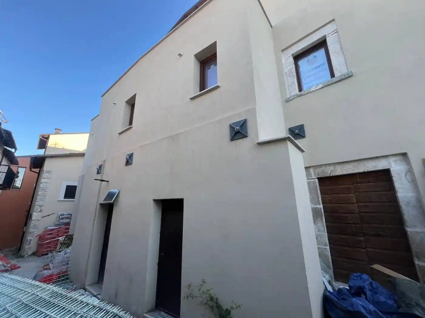 Casa indipendente in vendita a L'Aquila