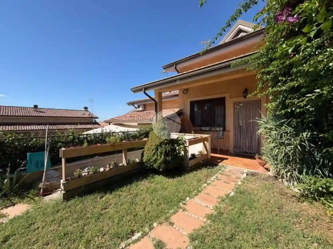 Villetta a schiera - foto 2