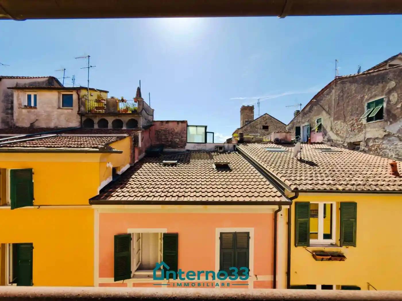 Casa indipendente in vendita a Sarzana