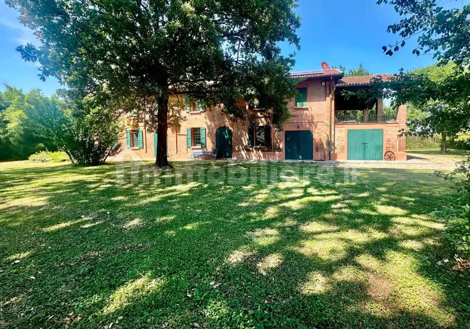 Villa in vendita a Calderara di Reno