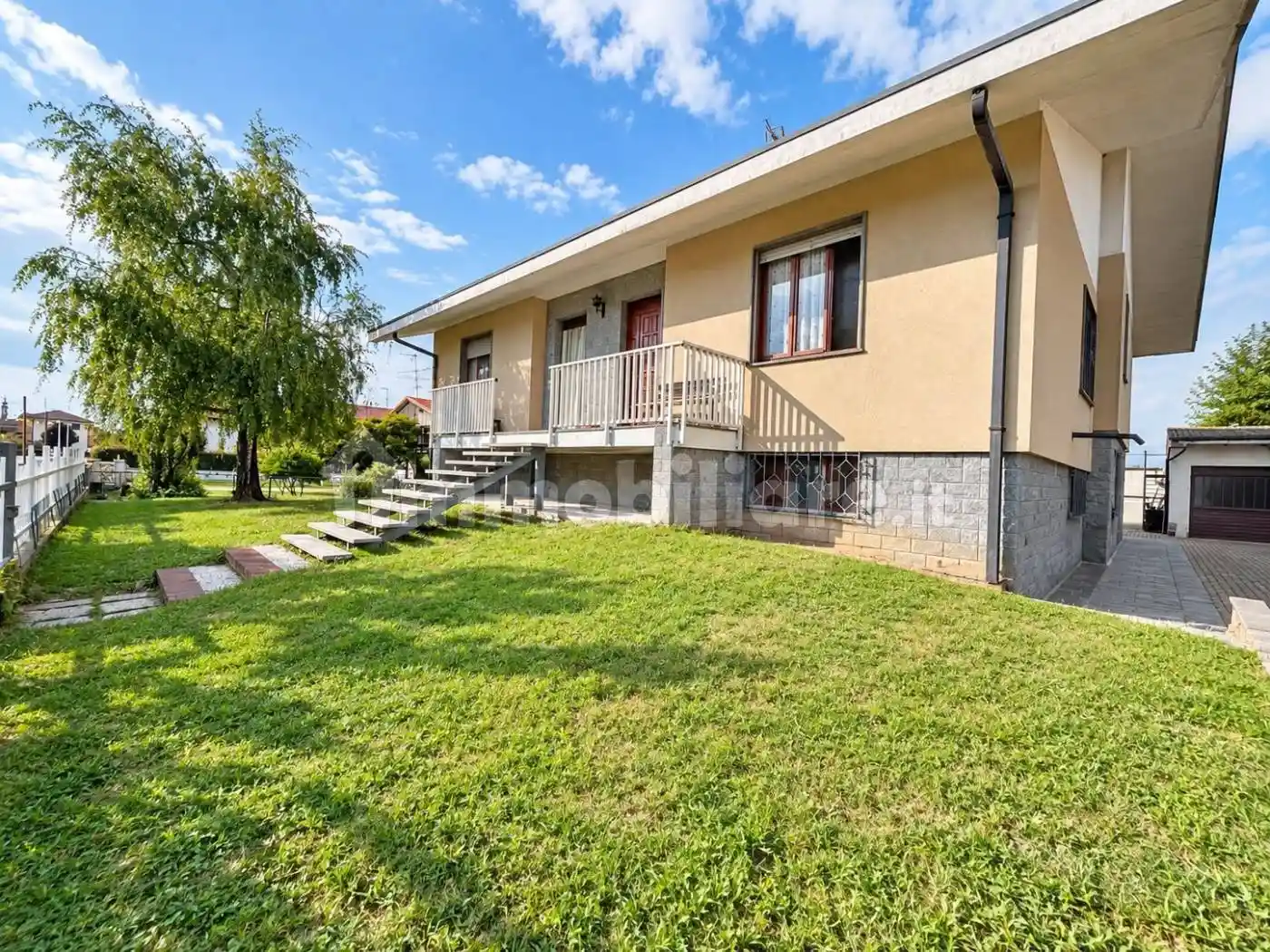 Villa in vendita a Cameri