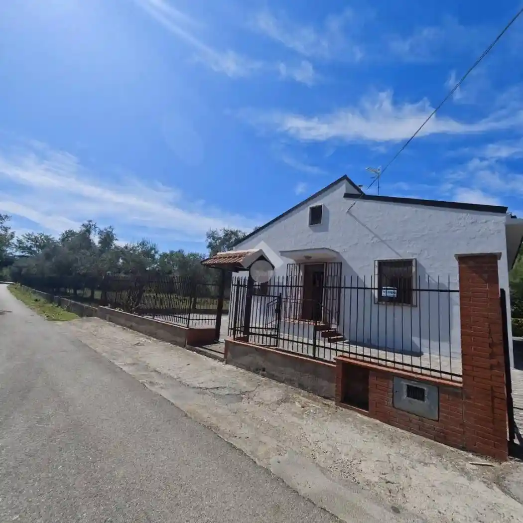 Villa in vendita a Minturno