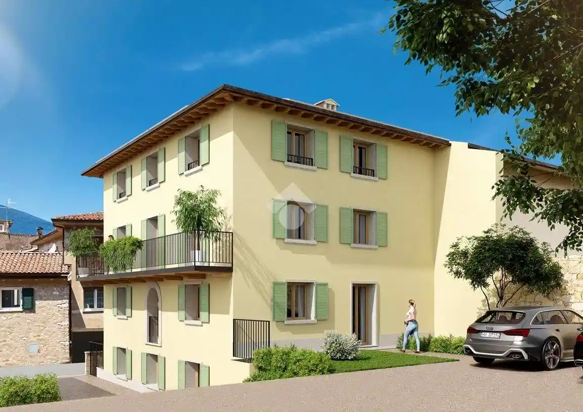 Appartamento in vendita a Brenzone sul Garda