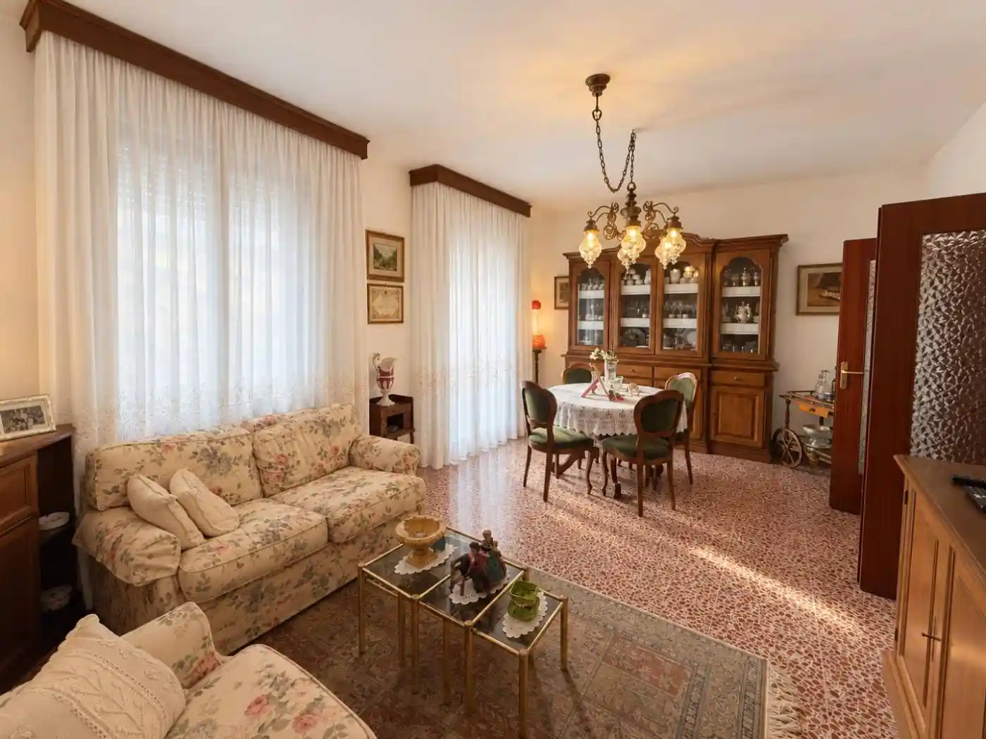 Appartamento in vendita a Cascina