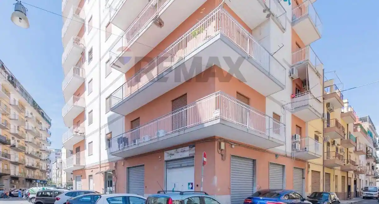 Appartamento in vendita a Palermo