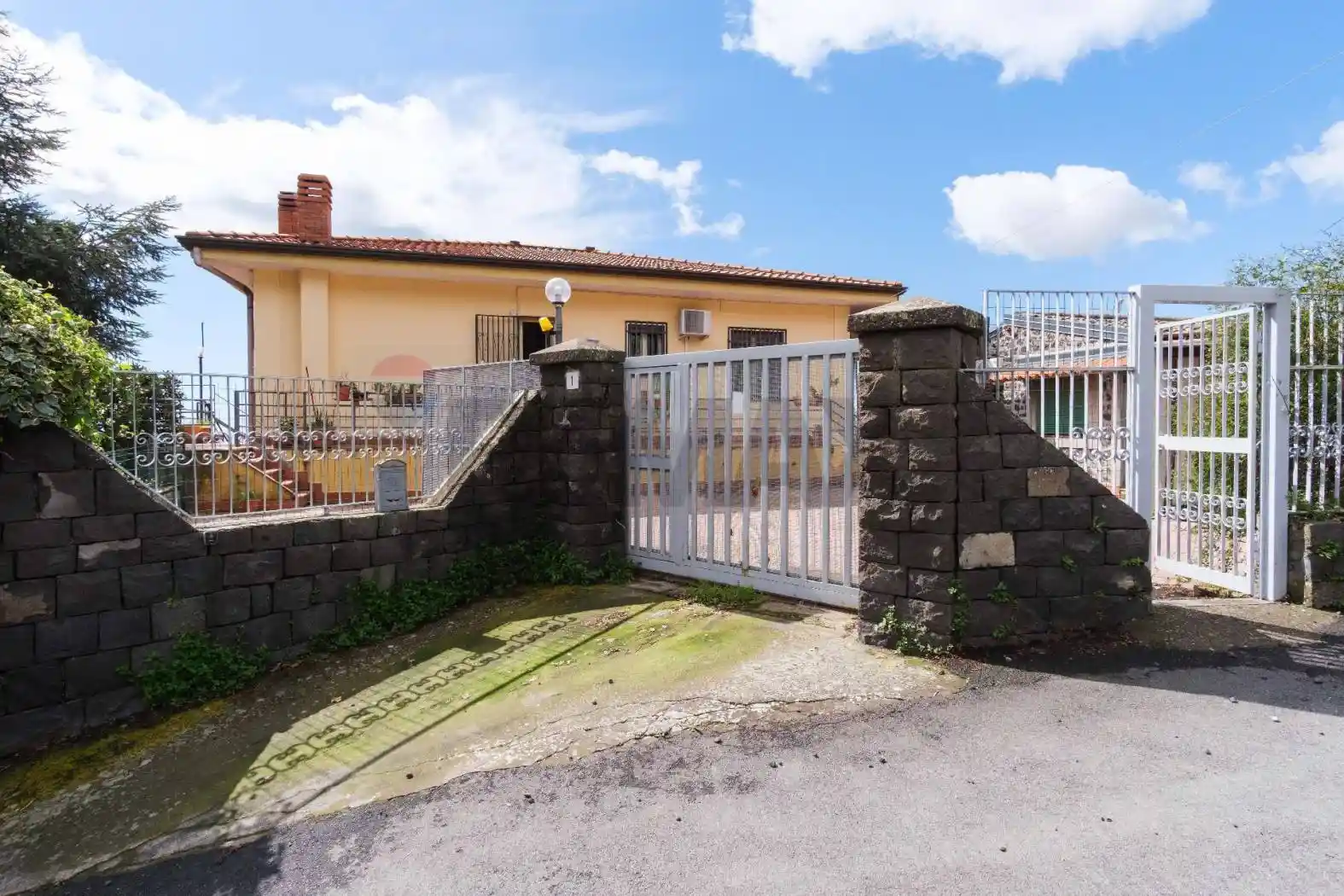 Villa in vendita a Pedara