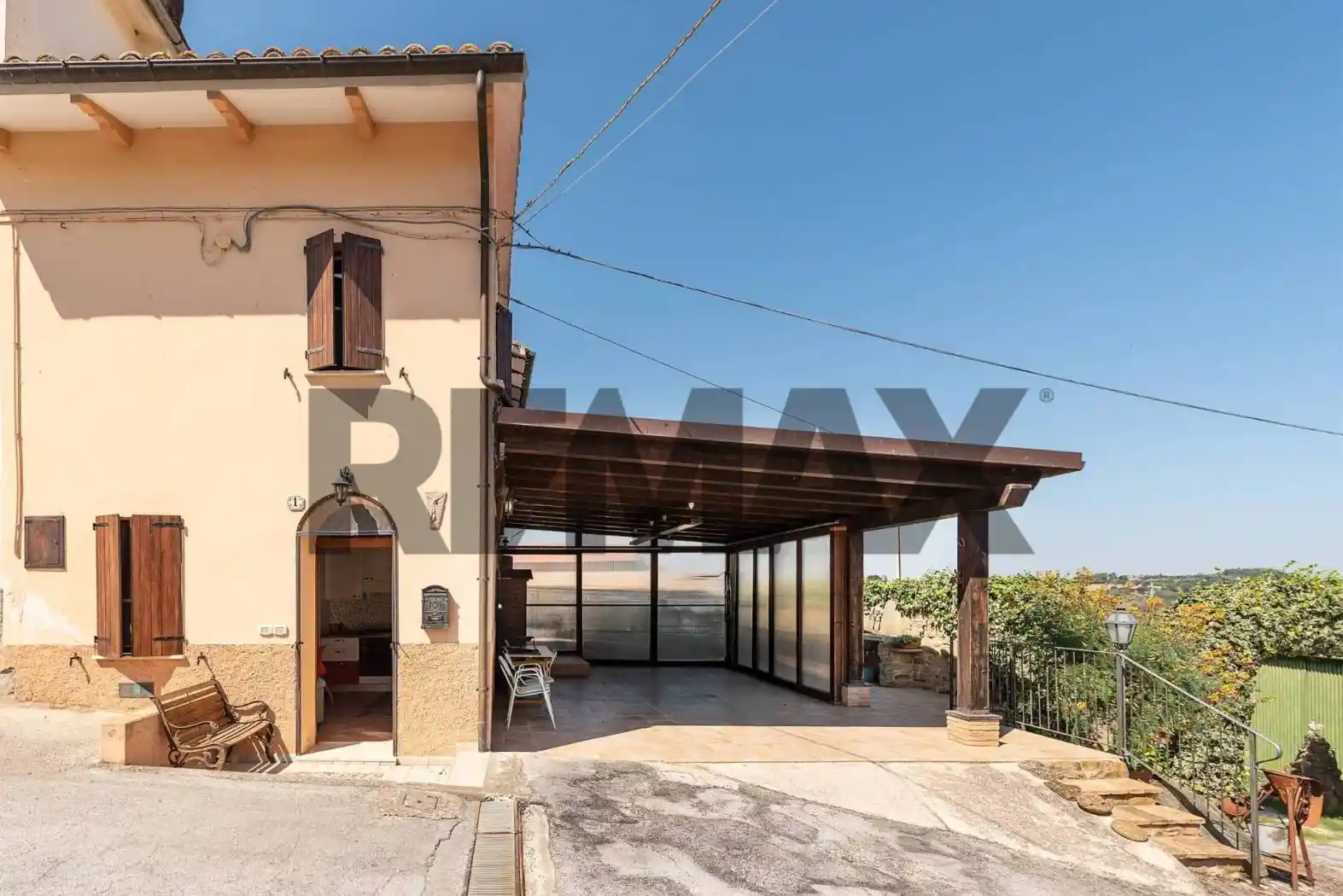 Casa indipendente in vendita a Cupramontana