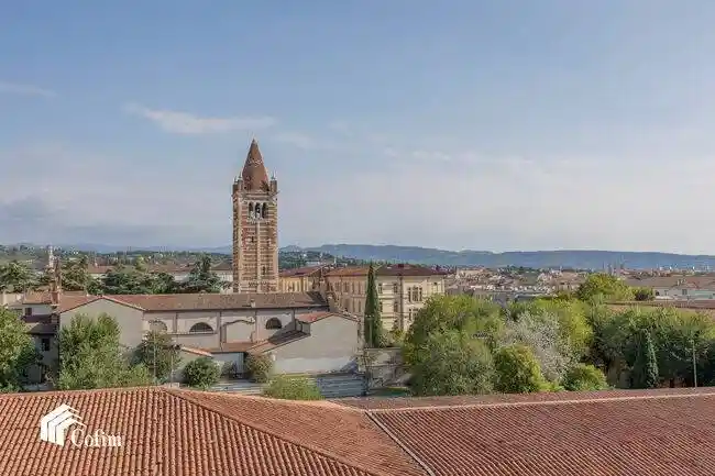 Appartamento in vendita a Verona