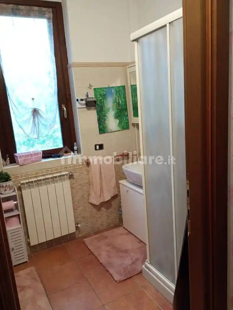 Villa in affitto a Faloppio