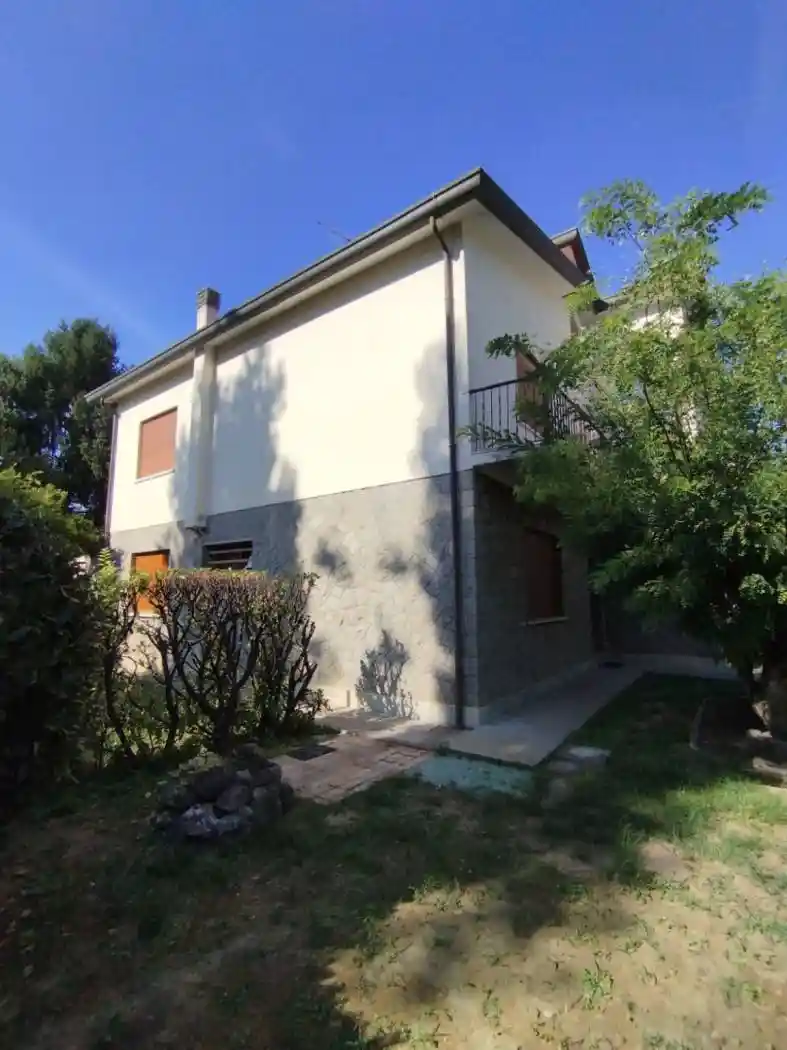 Casa indipendente in vendita a Selvazzano Dentro