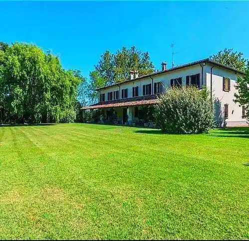 Villa in vendita a Cesena
