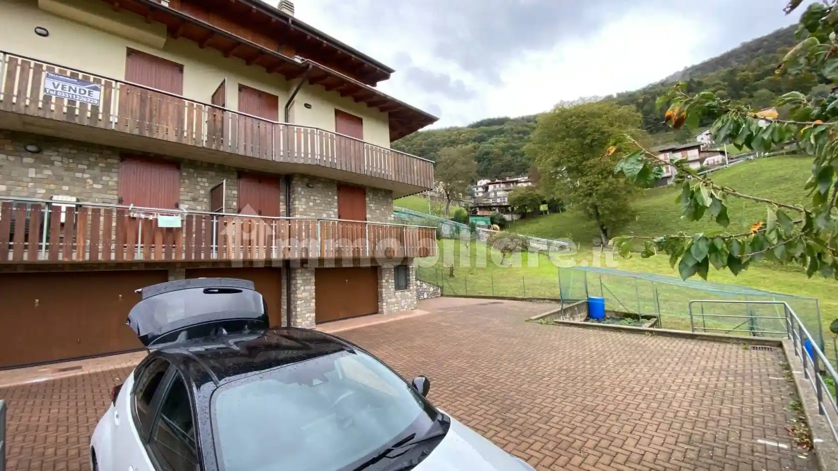 Appartamento in vendita a Selvino