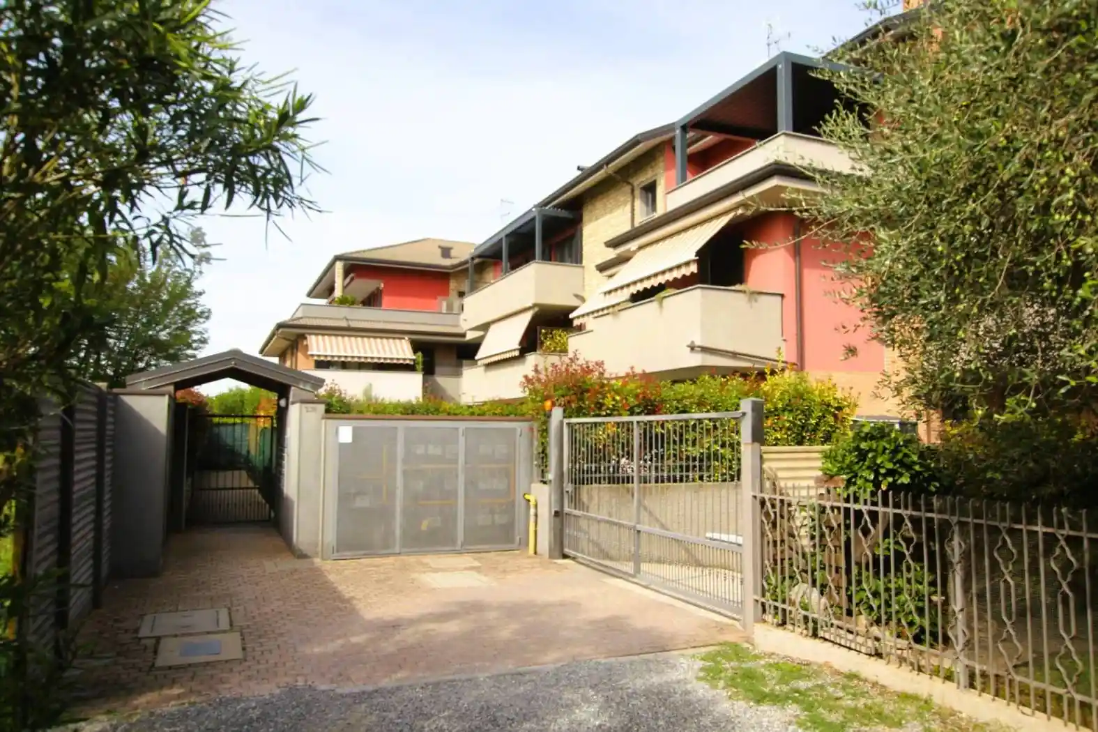 Appartamento in vendita a Desio