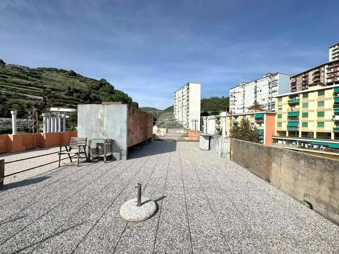 Appartamento in vendita a Genova