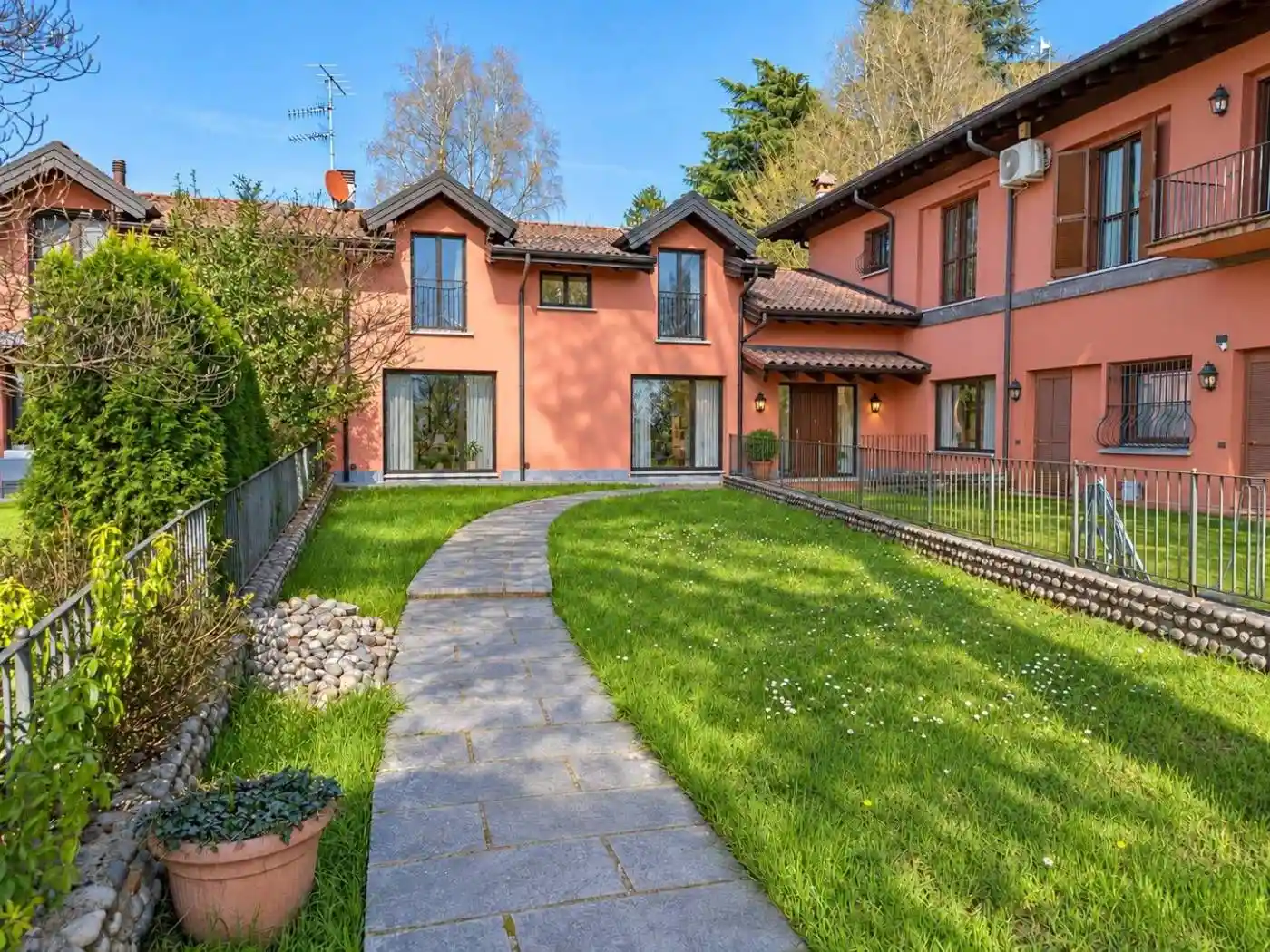 Villetta a schiera in vendita a Varese