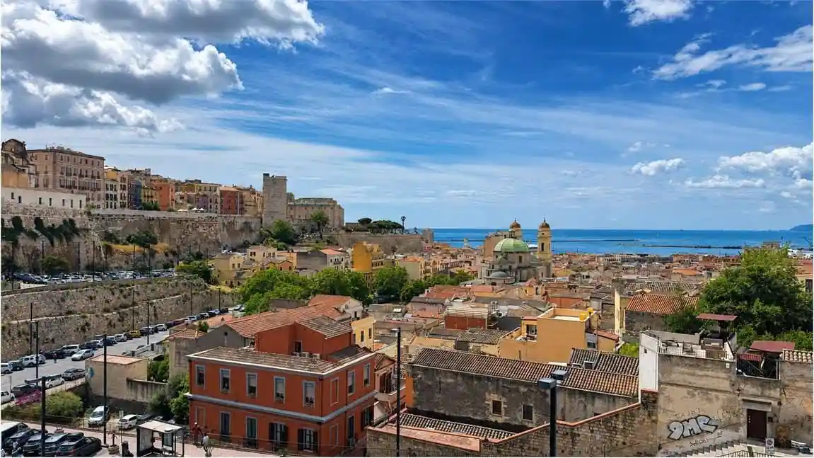 Appartamento in vendita a Cagliari