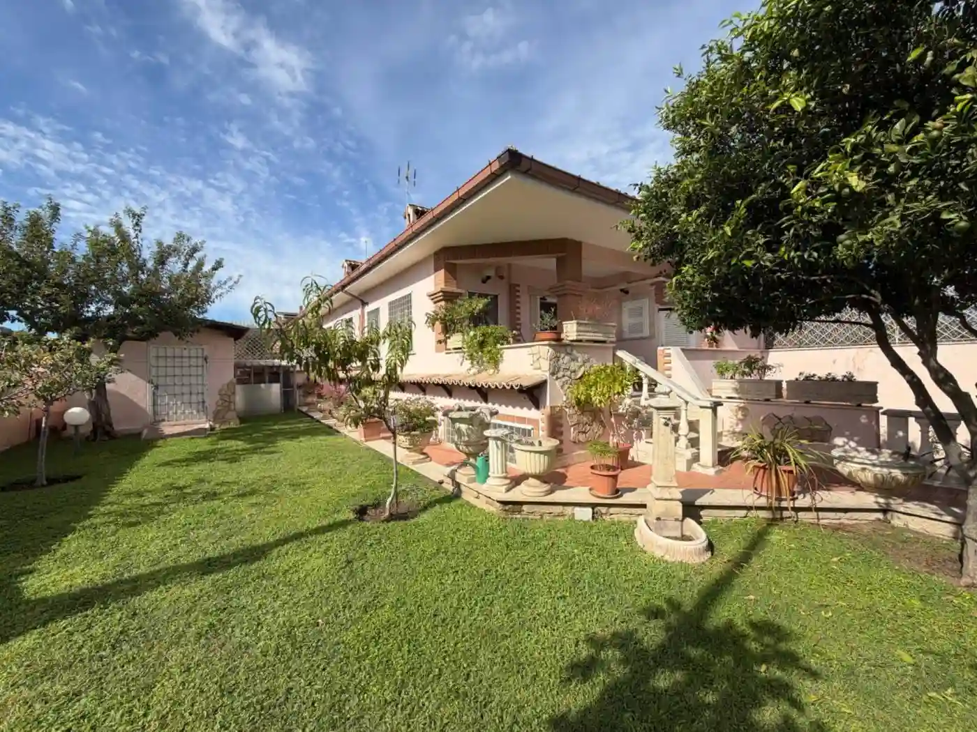 Villa - foto 2