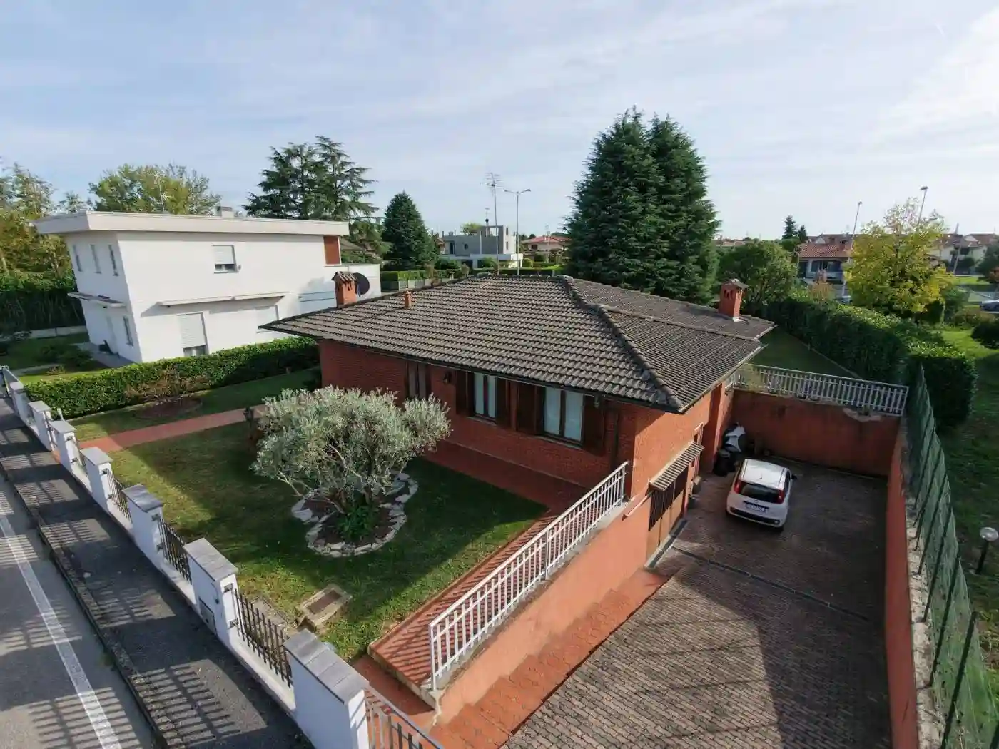 Villa - foto 2