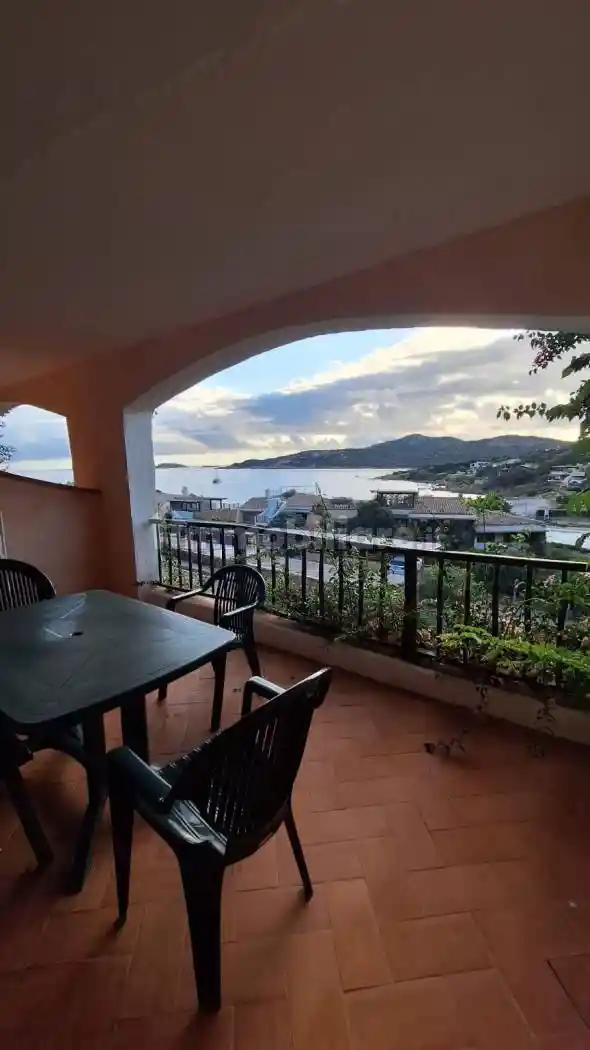 Appartamento in vendita a Arzachena