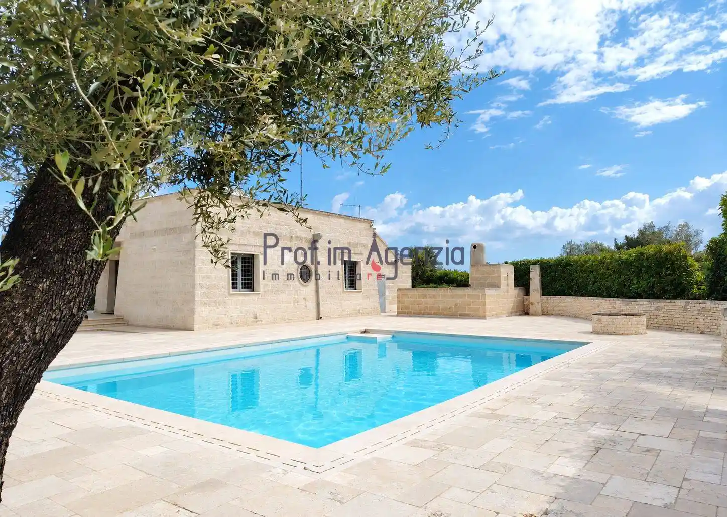 Villa in vendita a Carovigno