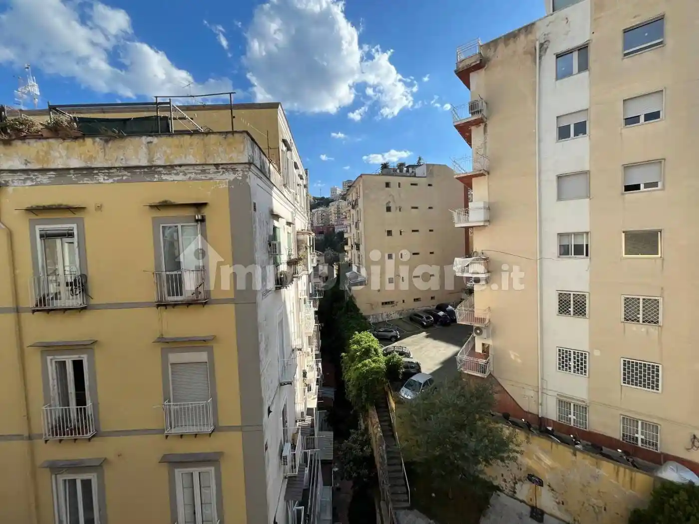 Appartamento in vendita a Napoli