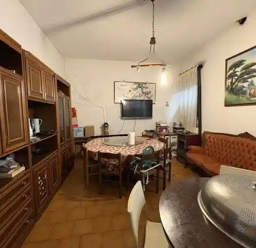 Villa in vendita a Mirandola