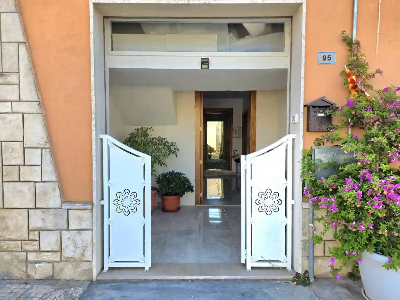 Casa indipendente - foto 2