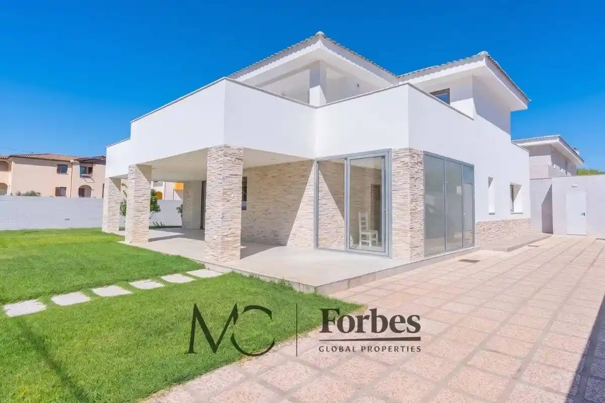Villa in vendita a Olbia