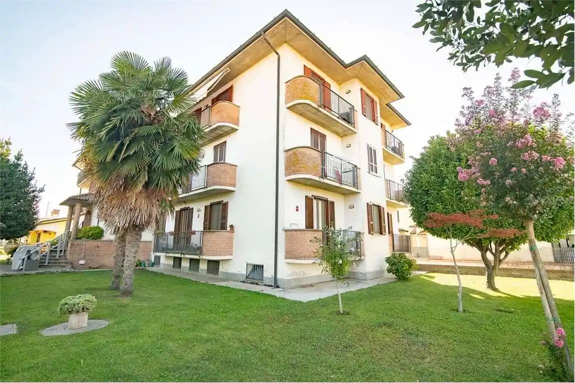 Appartamento in vendita a Miradolo Terme