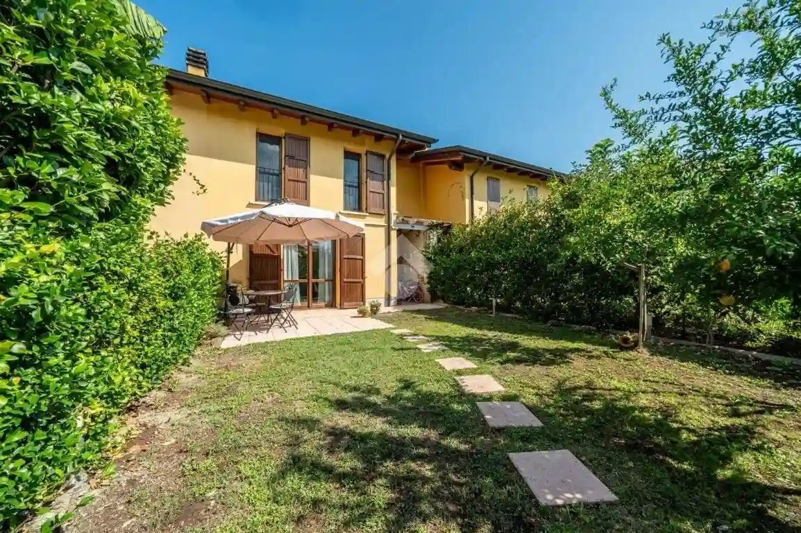 Villetta a schiera - foto 2