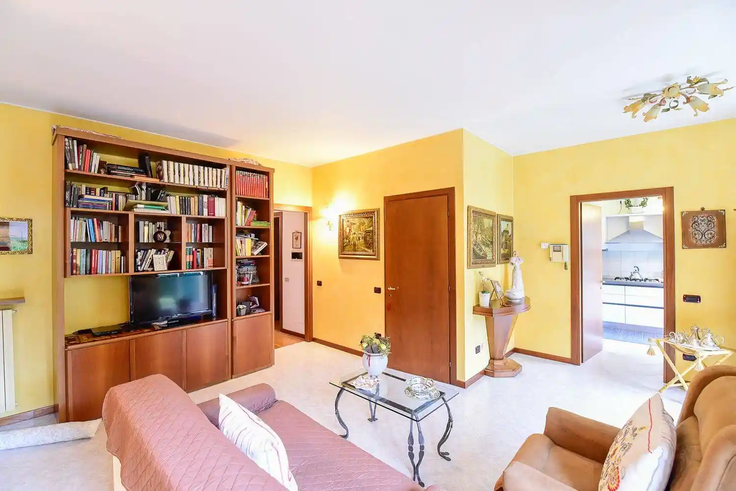 Appartamento in vendita a Carate Brianza
