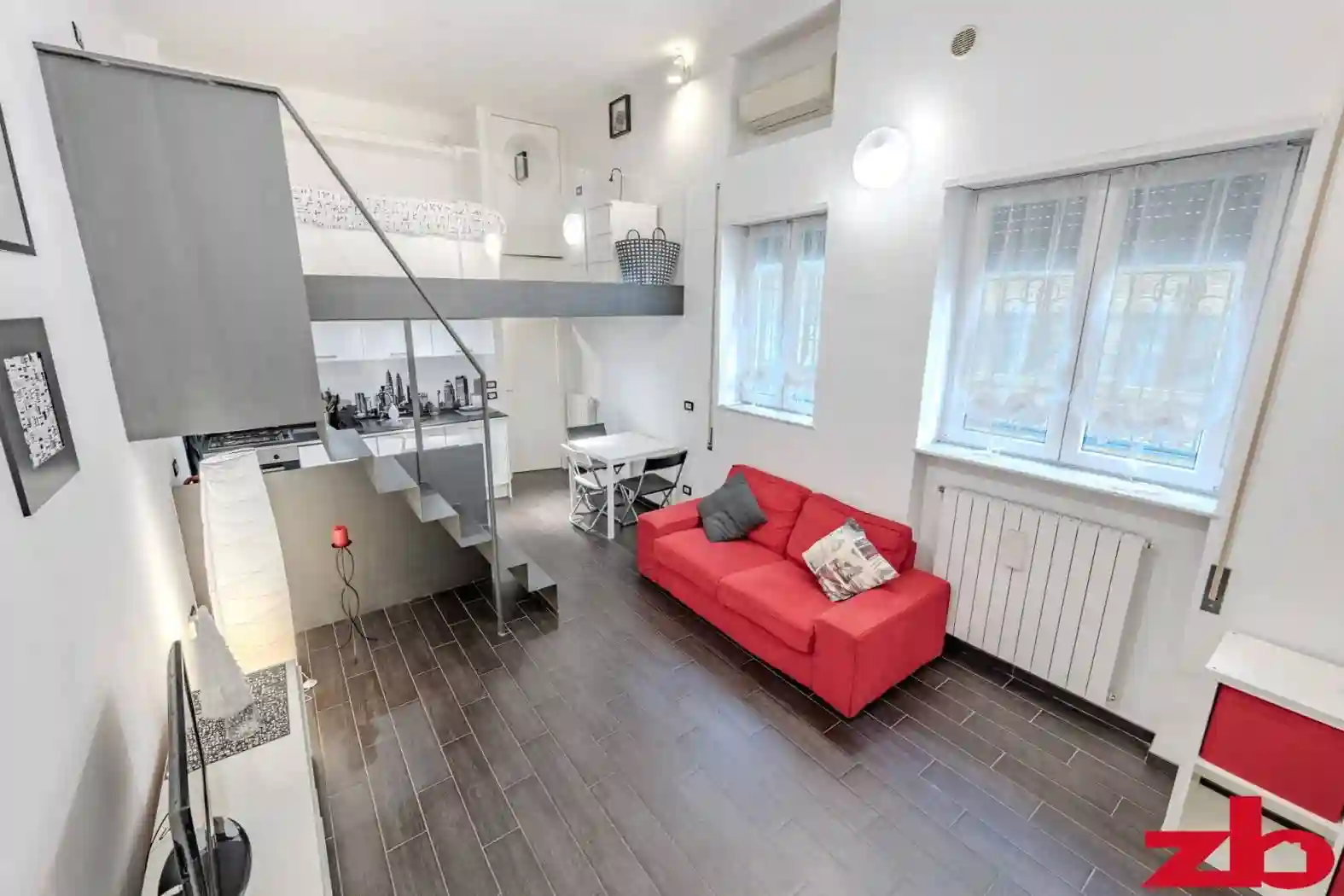 Loft - foto 2