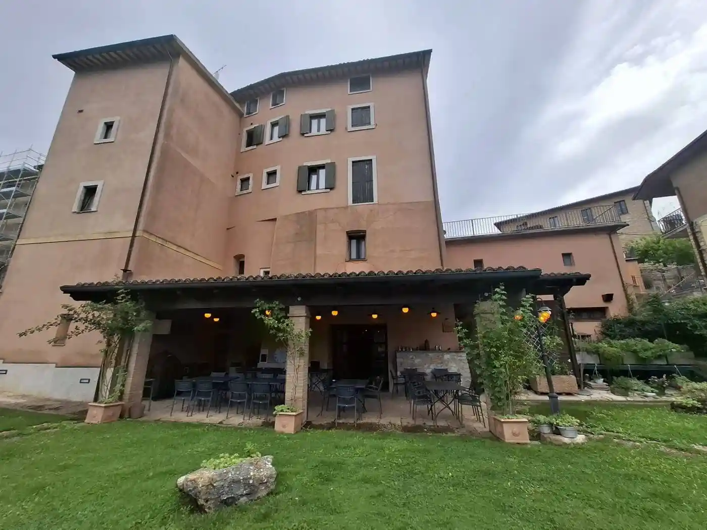 Palazzo - Edificio in vendita a Cerreto di Spoleto