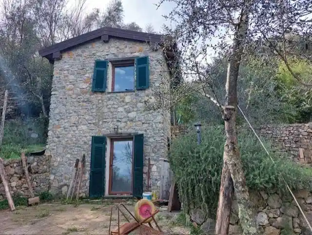 Rustico - Casale in vendita a Ameglia