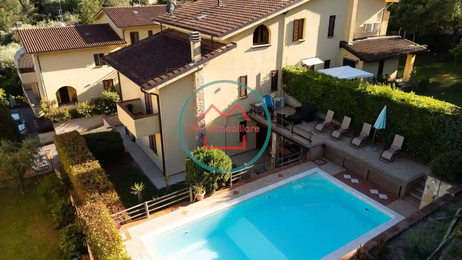 Villa - foto 3