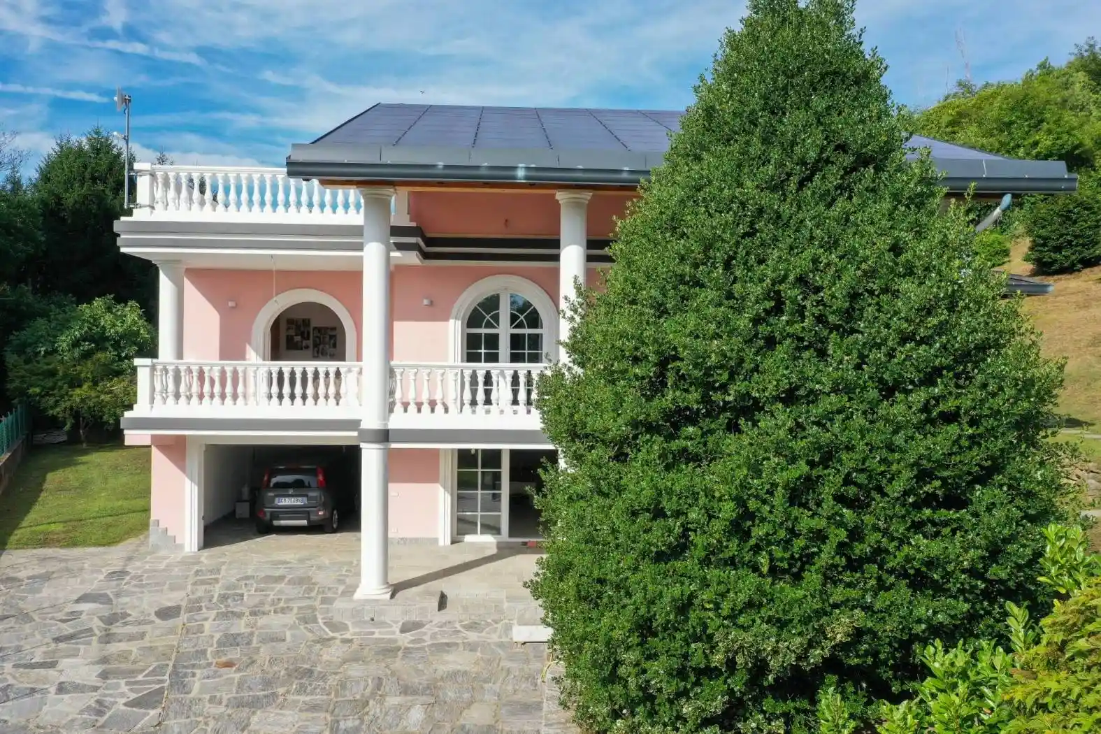 Villa in vendita a Arona