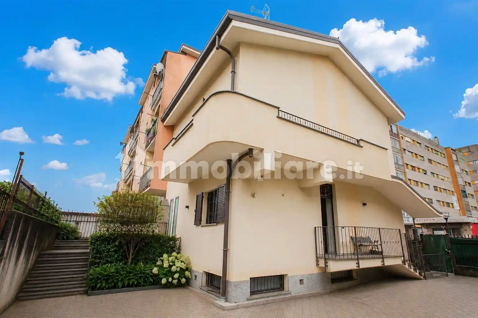 Villa in vendita a Cologno Monzese