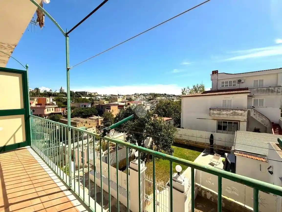 Appartamento in vendita a Monte di Procida
