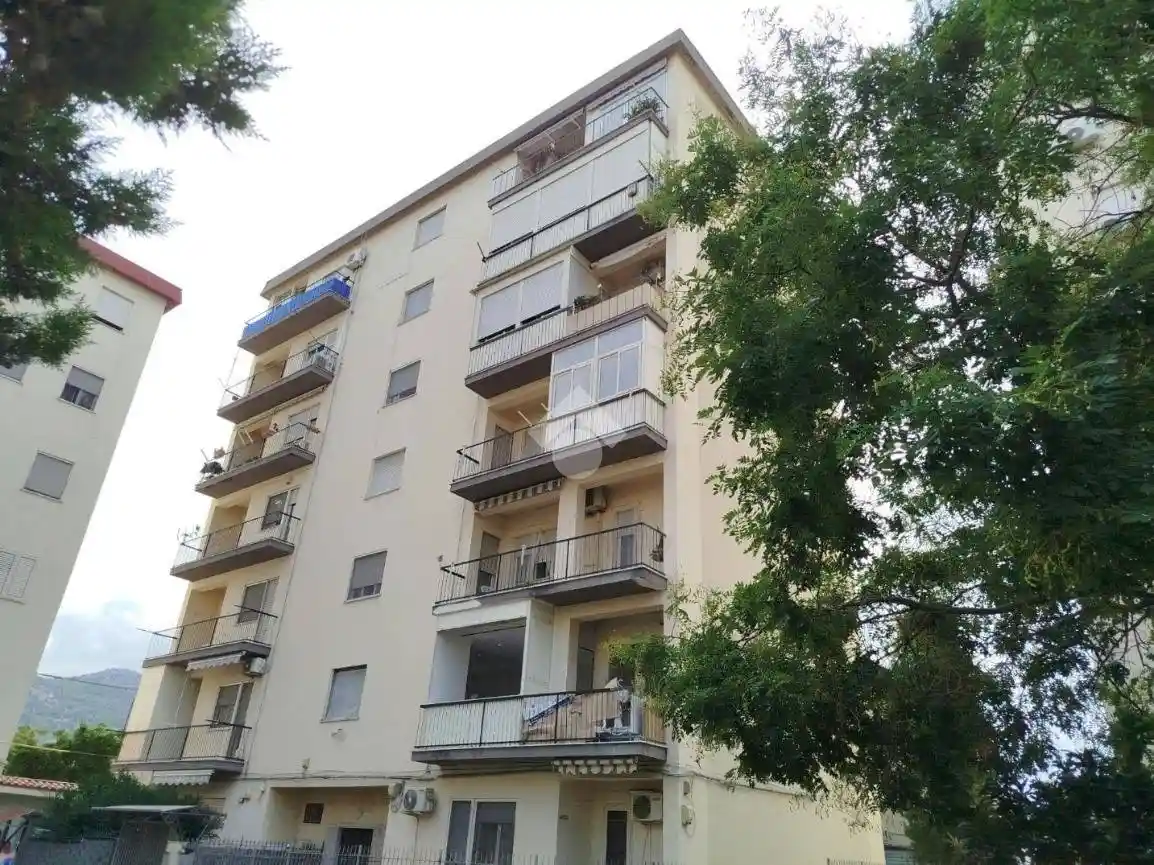 Appartamento in vendita a Palermo