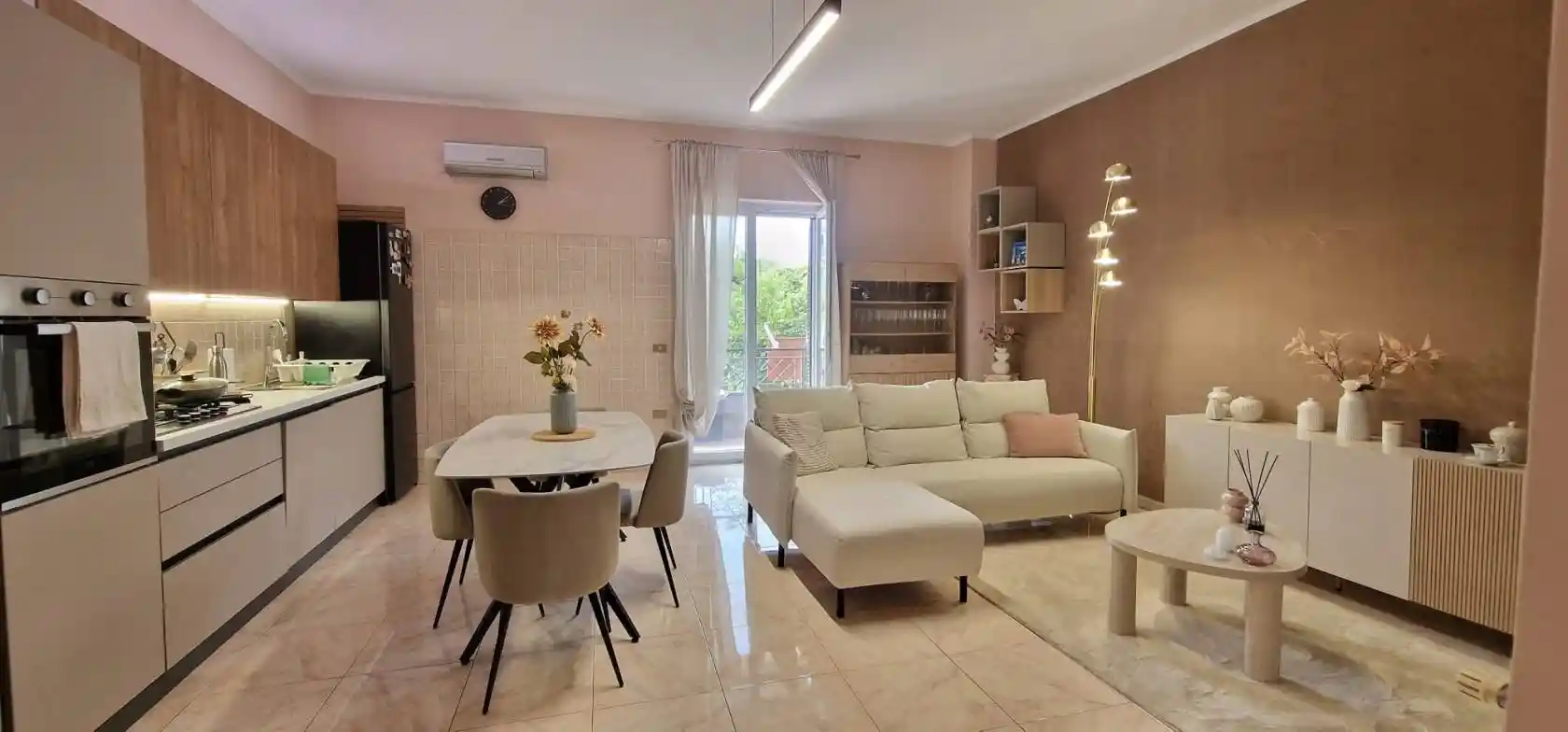 Villa in vendita a Casoria