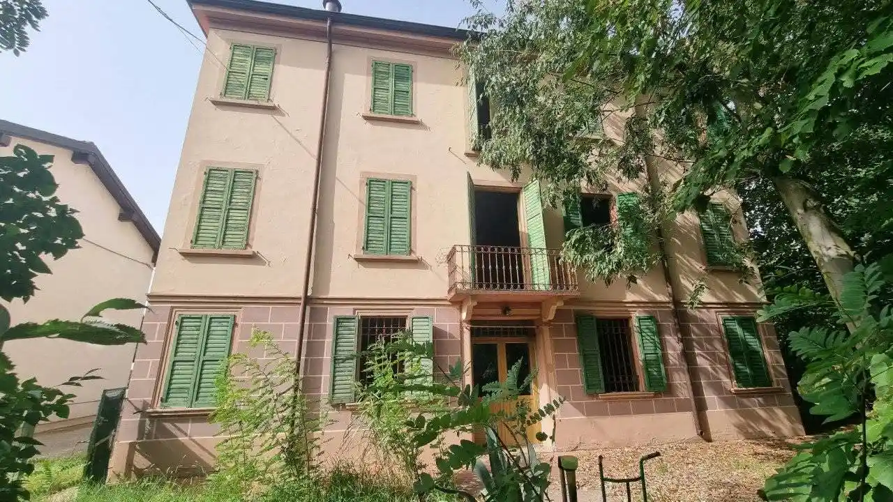 Casa indipendente in vendita a Carpi