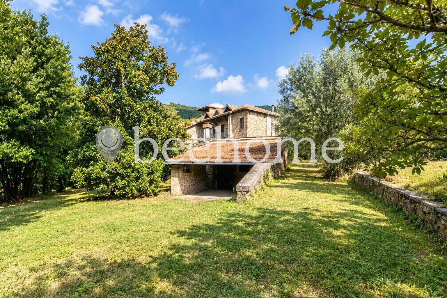Casa indipendente in vendita a Velletri