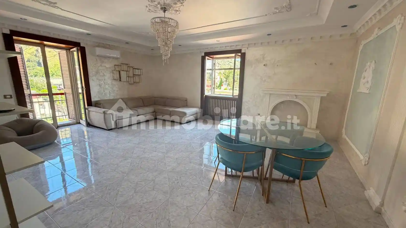 Appartamento in affitto a Napoli