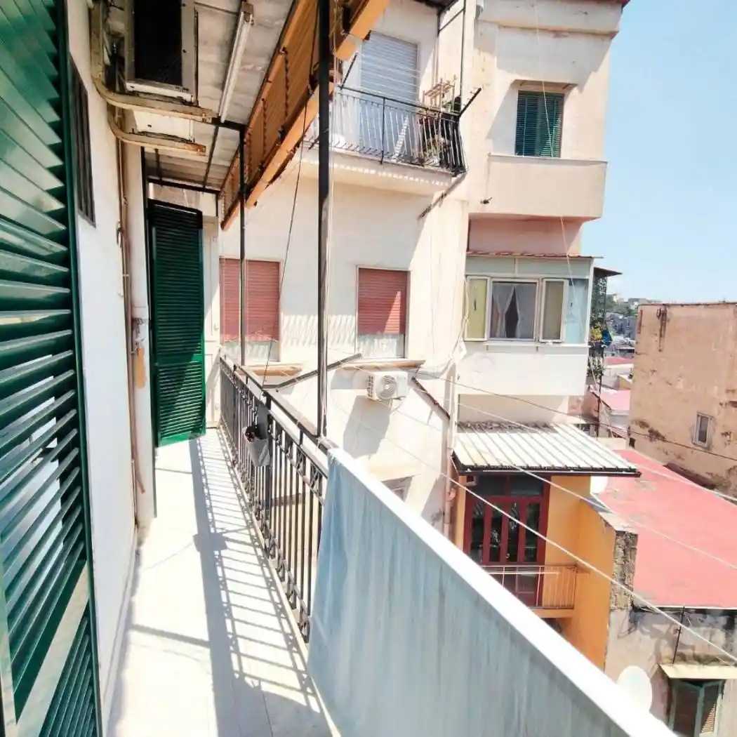Appartamento in affitto a Napoli