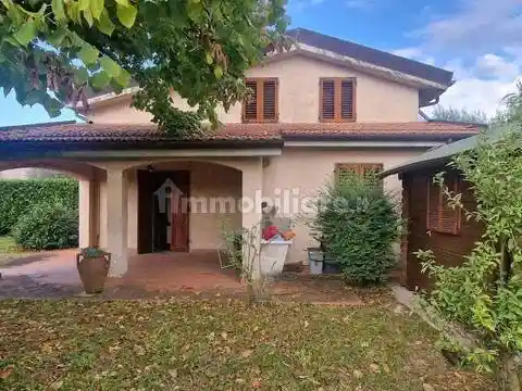 Villa in vendita a Pietrasanta